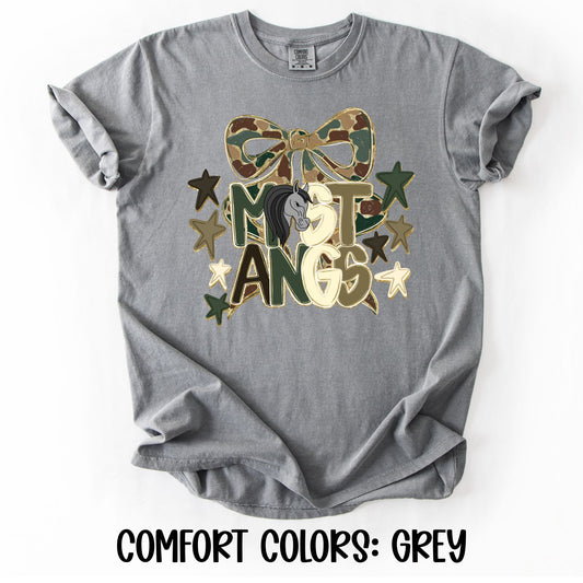 Mustangs Camo Bow- Comfort Colors